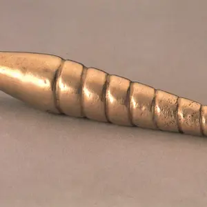 Colgante en forma de caracol
